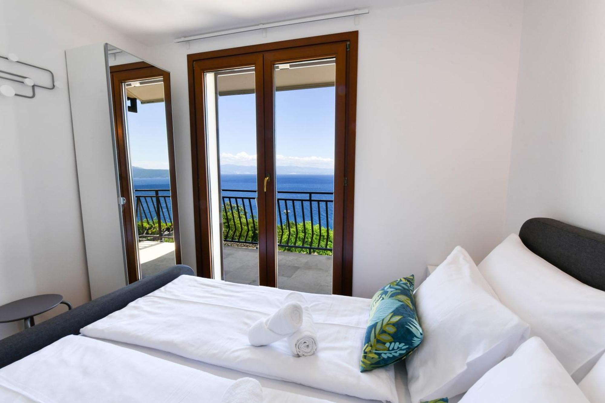 Apartments Near The Beach, With Terraces And Seaview At House B. Mošćenička Draga Dış mekan fotoğraf